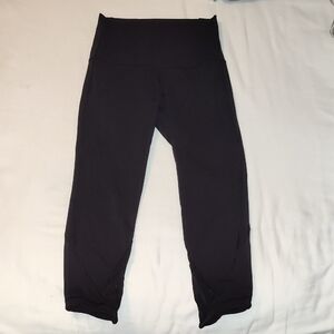 Lululemon Essential Rhythm Black Capris -21" Inseam, High Rise